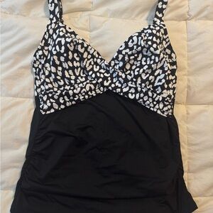 Lands' End Black and White Tankini Top